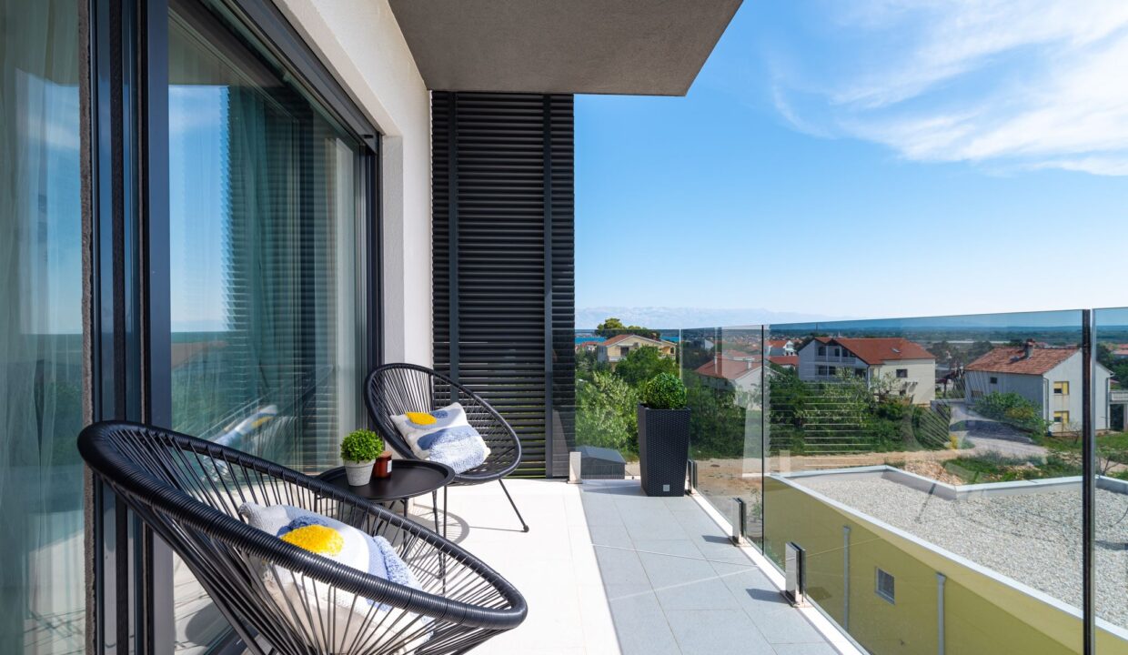 PHOTO-2025-03-28-12-48-17