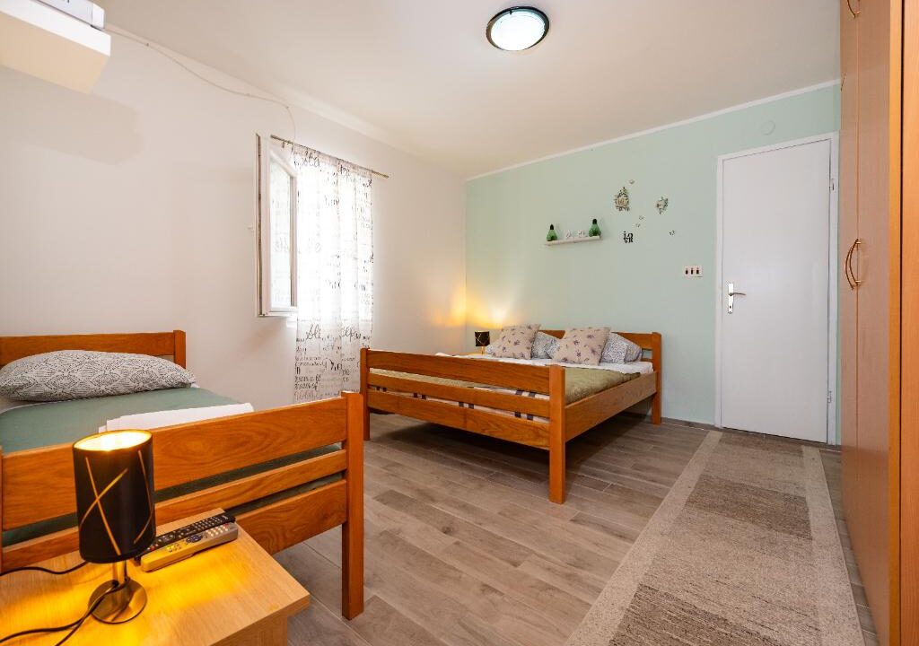 7455_3638_1712846590